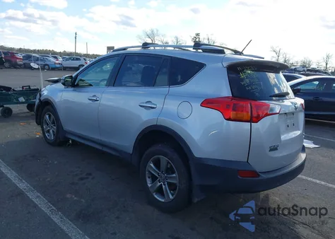 2015 Toyota Rav4 Xle from USA, damaged, VIN JTMRFREV8FD170851